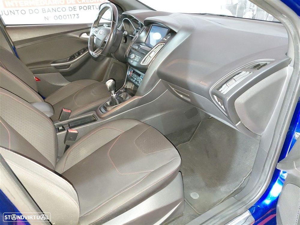 Ford Focus 1.0 EcoBoost ST-Line - 14