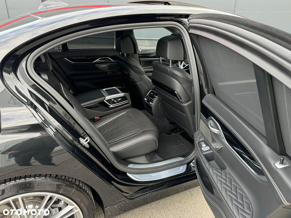 BMW Seria 7 750d xDrive - 13
