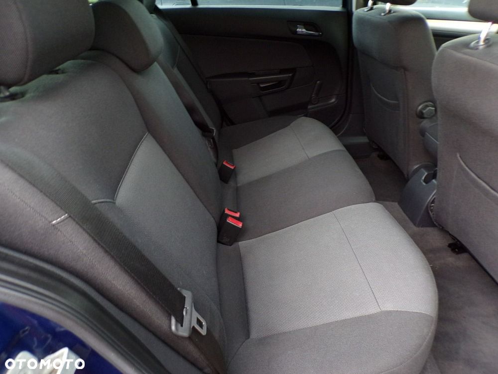 Opel Astra - 31
