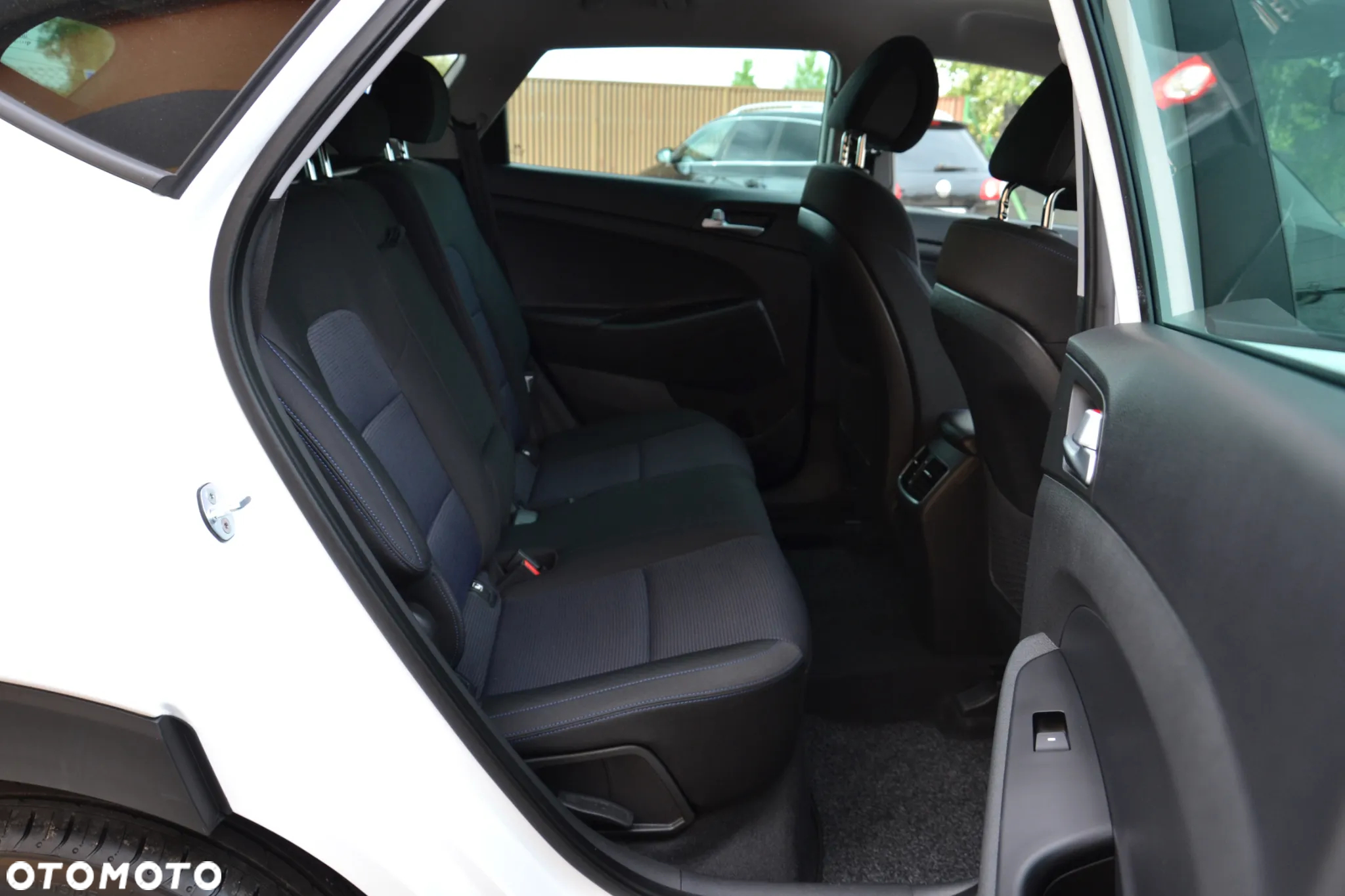 Hyundai Tucson 1.6 GDi 2WD Pure - 34