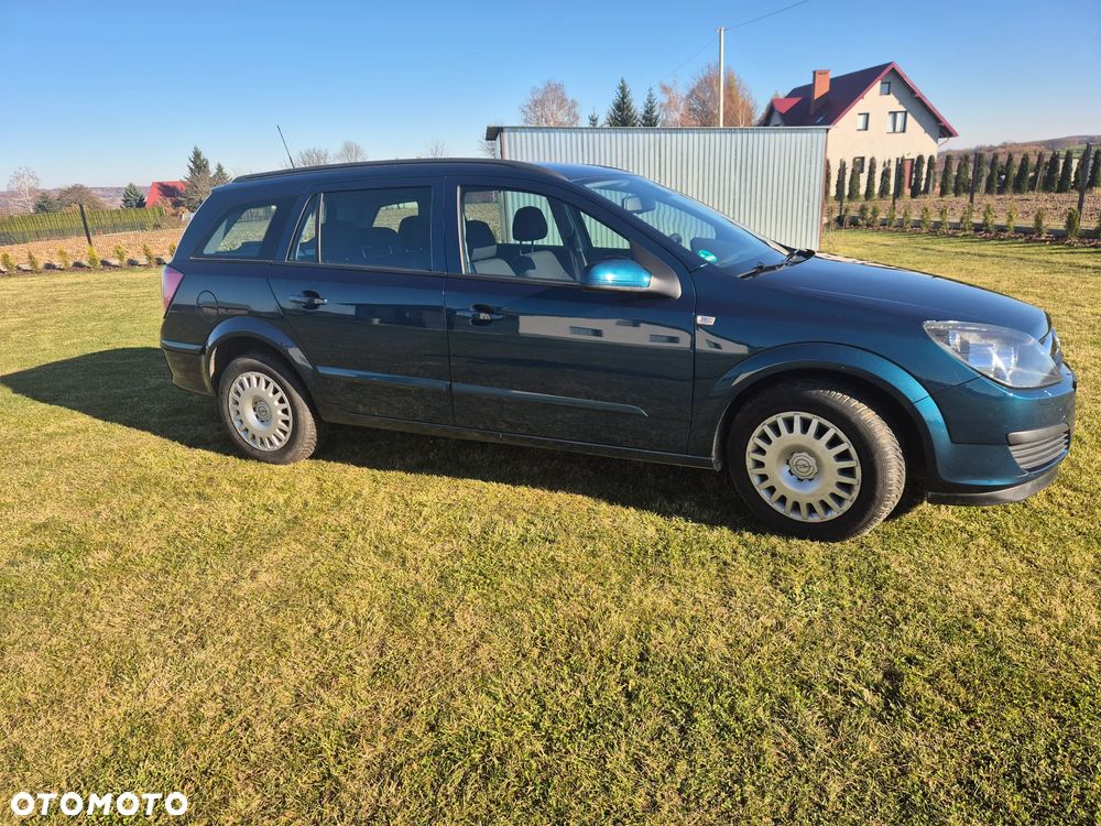 Opel Astra 1.6 Caravan - 4