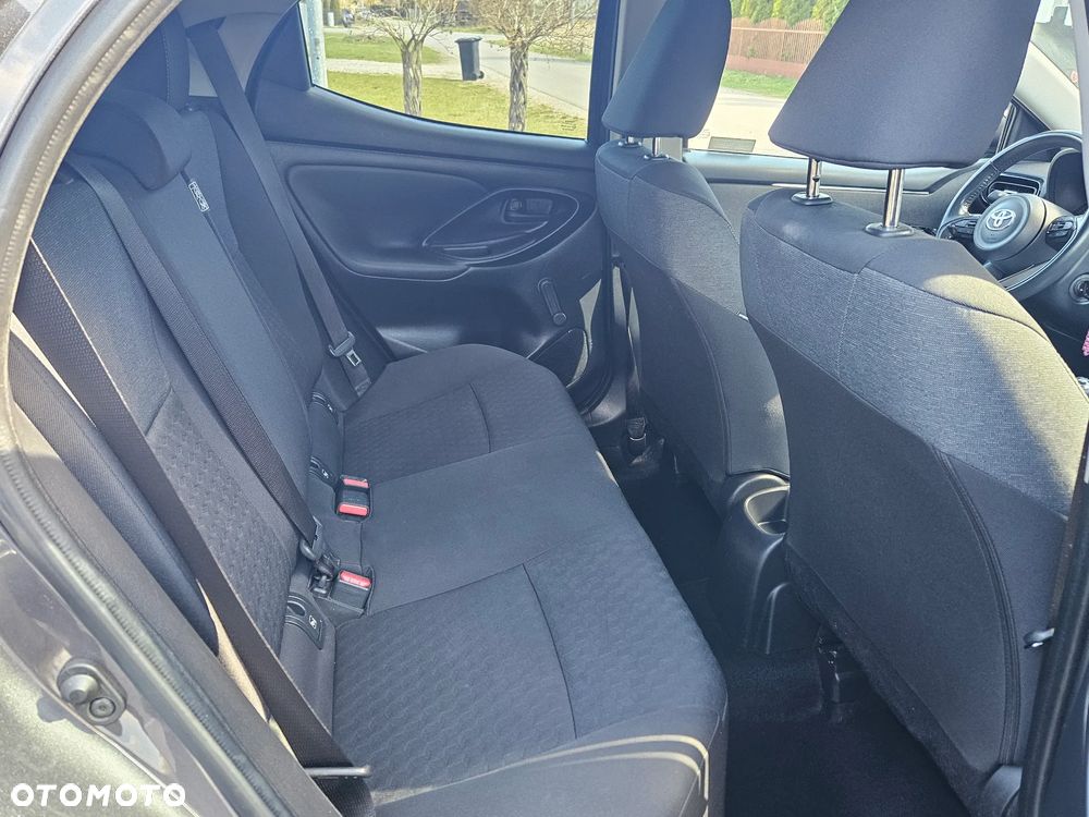 Toyota Yaris 1.5 Comfort - 23