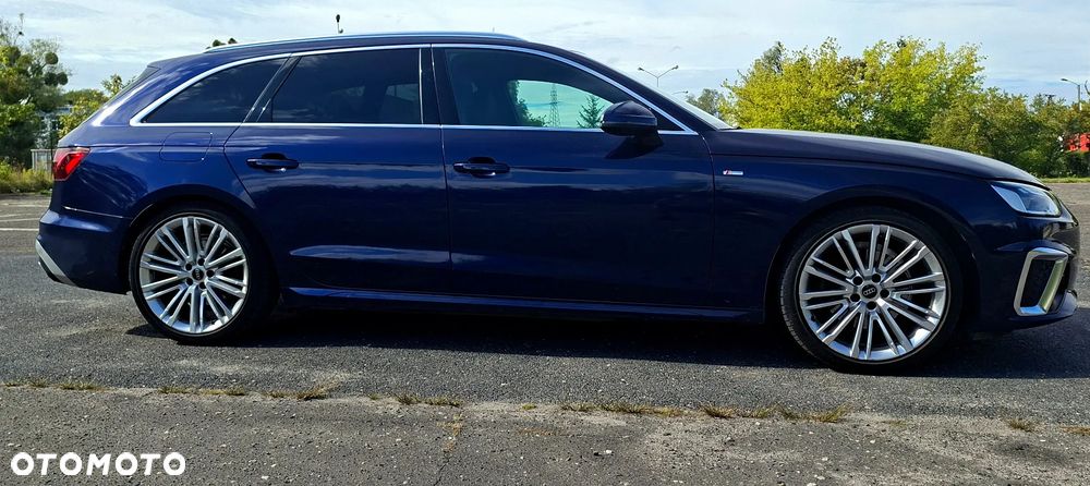 Audi A4 Avant 35 TFSI mHEV S Line S tronic - 4