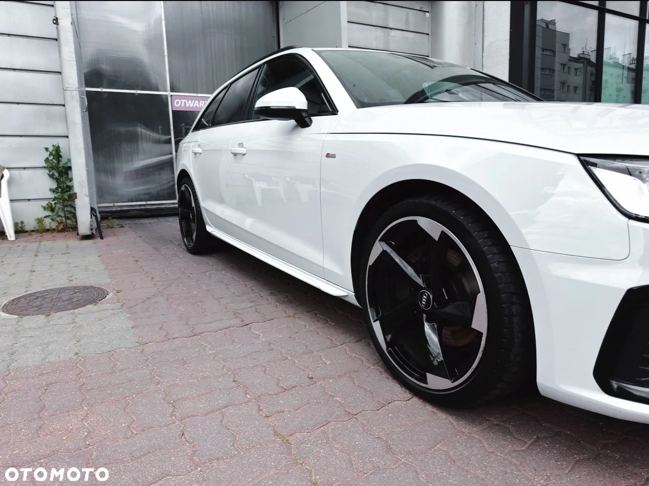 Audi A4 40 TDI Quattro S Line S tronic - 4