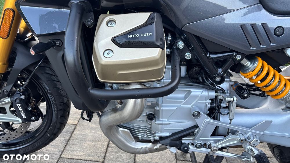 Moto Guzzi V100 Mandello - 6