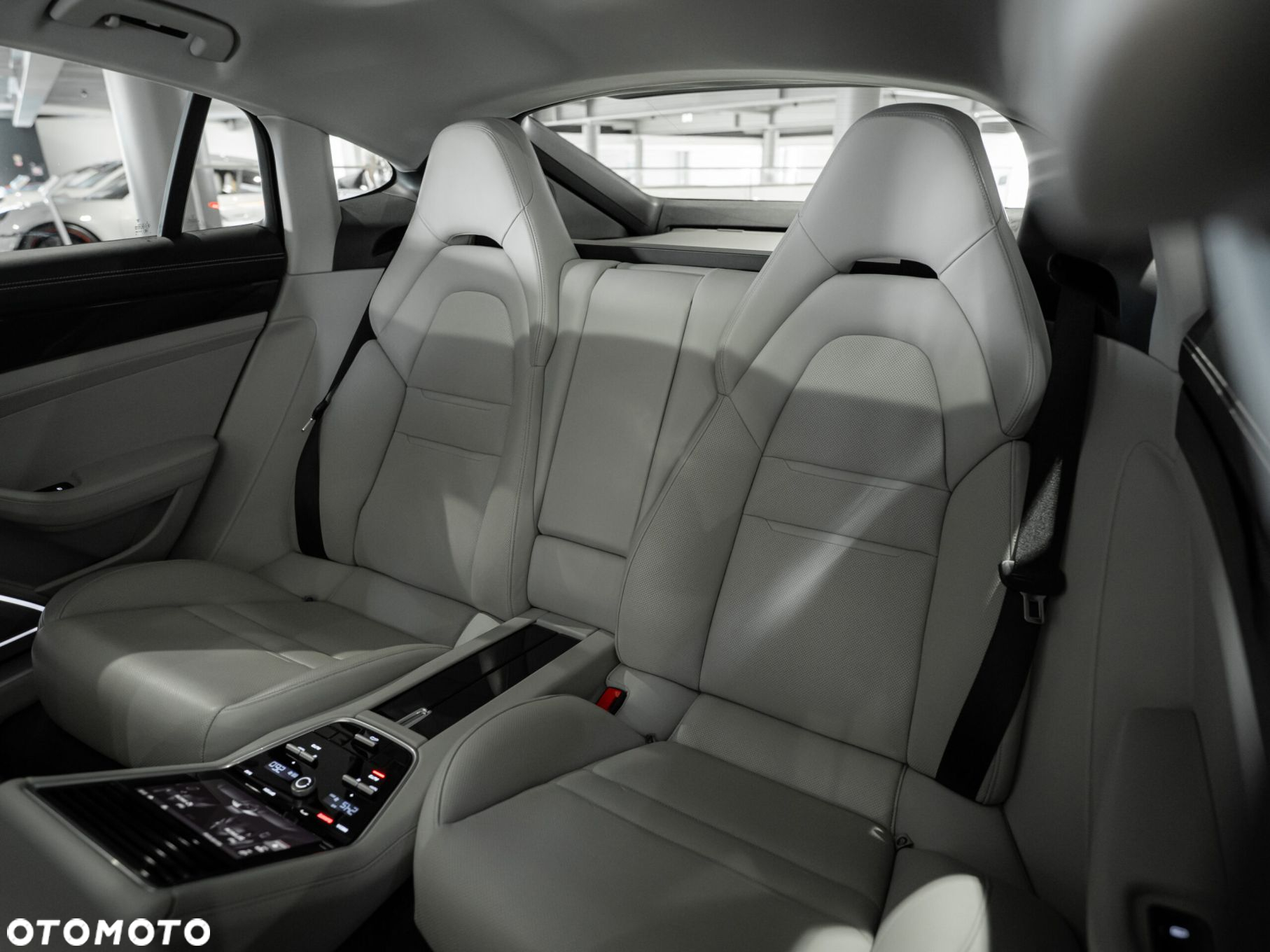 Porsche Panamera - 20