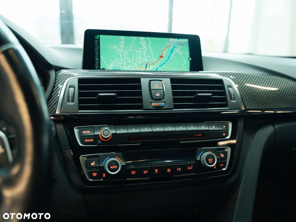 BMW M4 Coupe DKG - 9