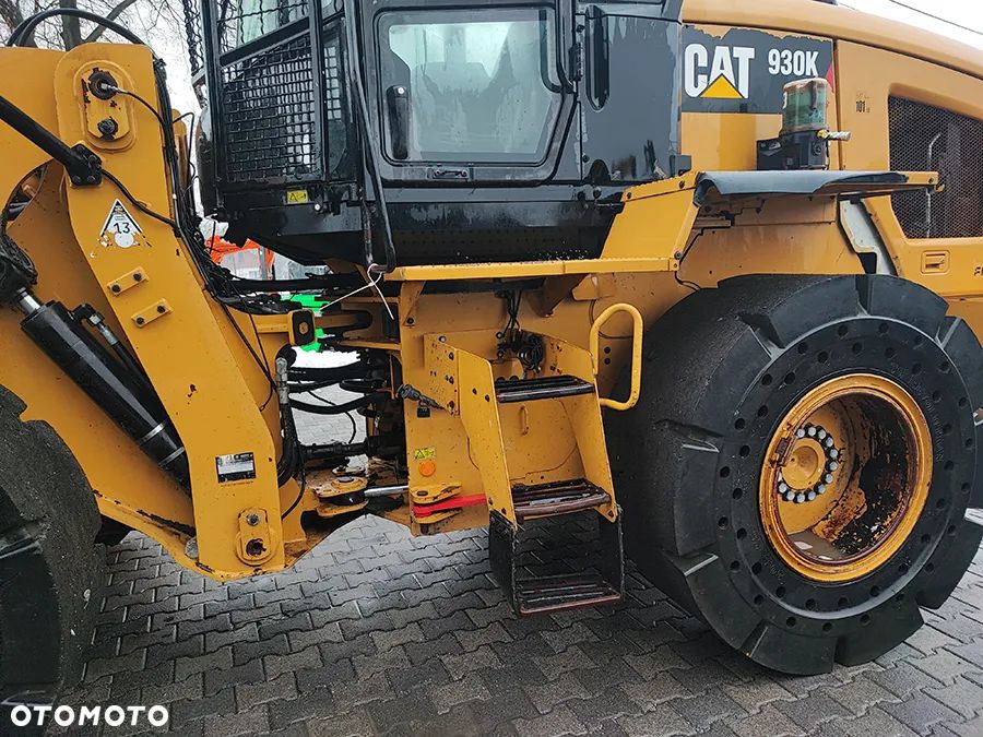 Caterpillar 930K - 25