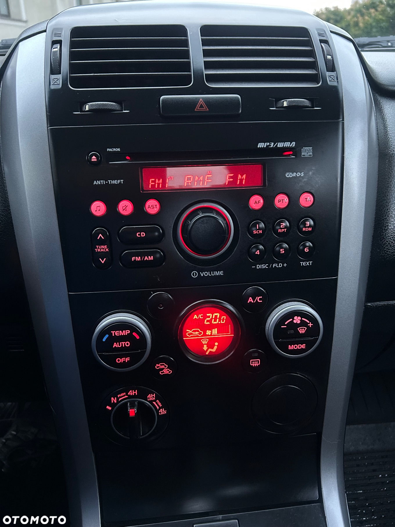 Suzuki Grand Vitara 2.0 Comfort - 17