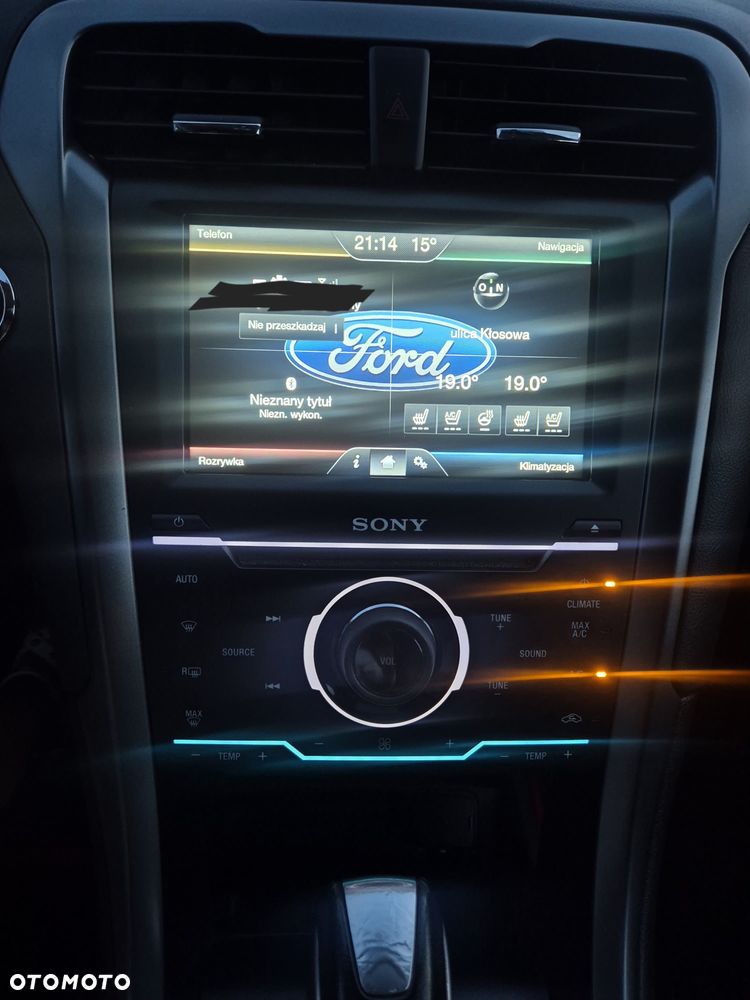 Ford Fusion - 15