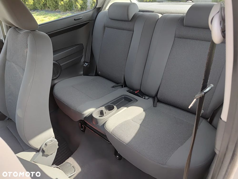 Volkswagen Fox 1.4 Style - 19