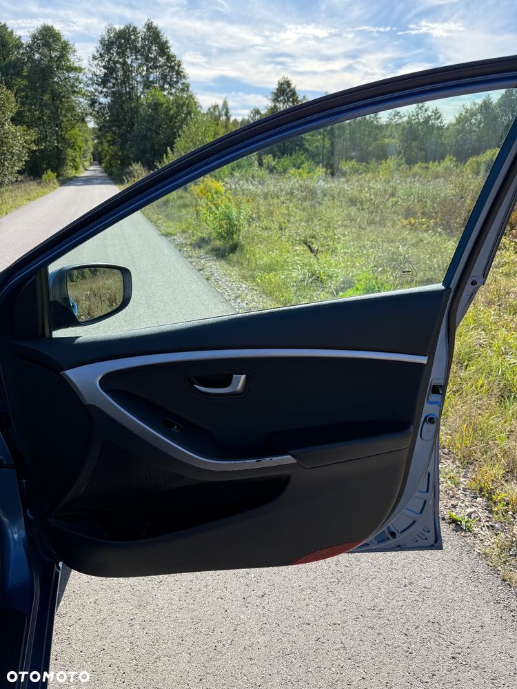 Hyundai i30 1.6 CRDi BlueDrive Classic - 23