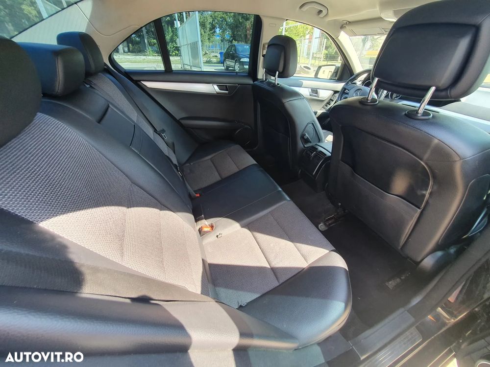 Mercedes-Benz C - 5