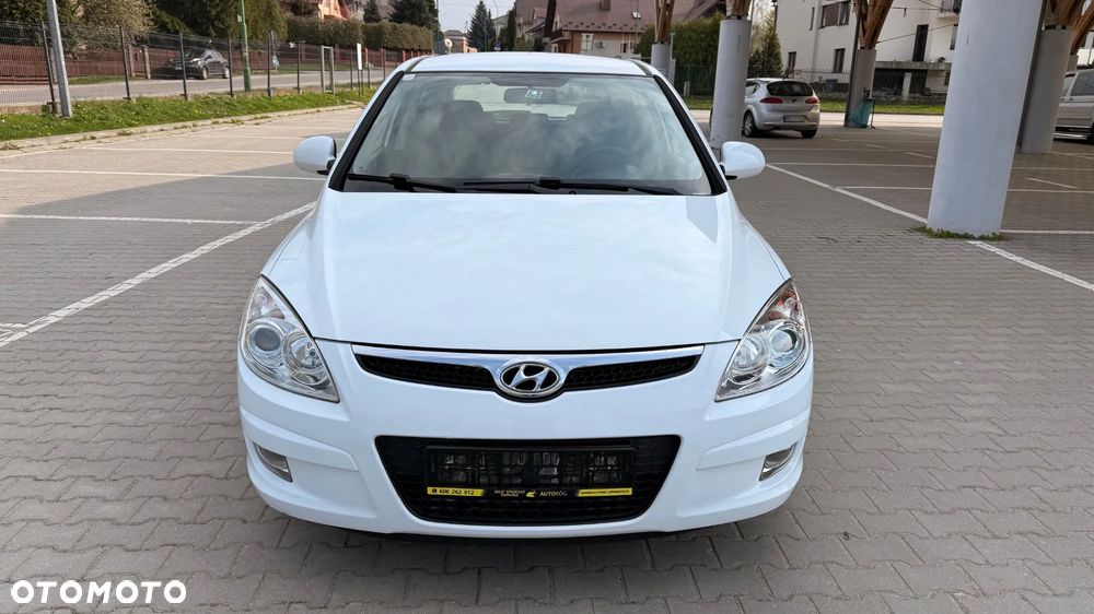 Hyundai i30 1.6 Classic - 10