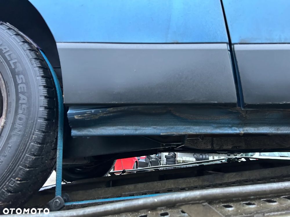 BŁOTNIK ĆWIARTKA PRAWA LEWA TYŁ RENAULT TRAFIC III - 2