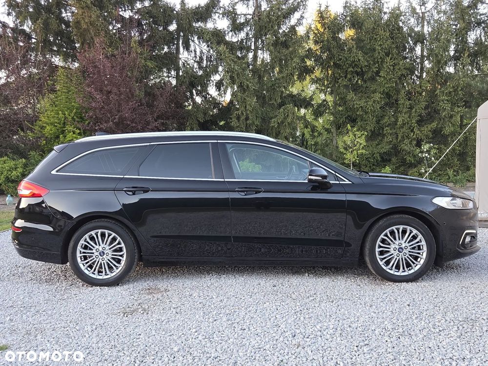 Ford Mondeo 2.0 Hybrid Titanium - 3