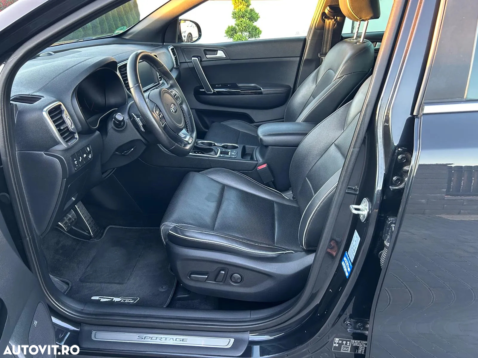 Kia Sportage 2,0 CRDI AWD Aut. GT Line - 5