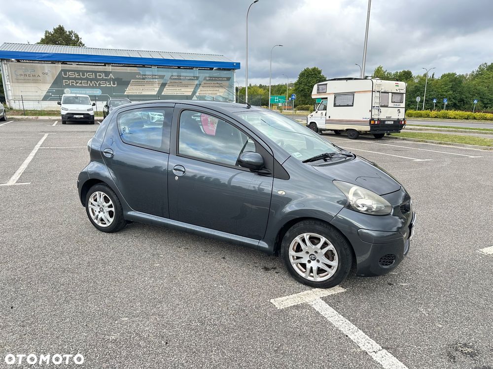 Toyota Aygo - 2