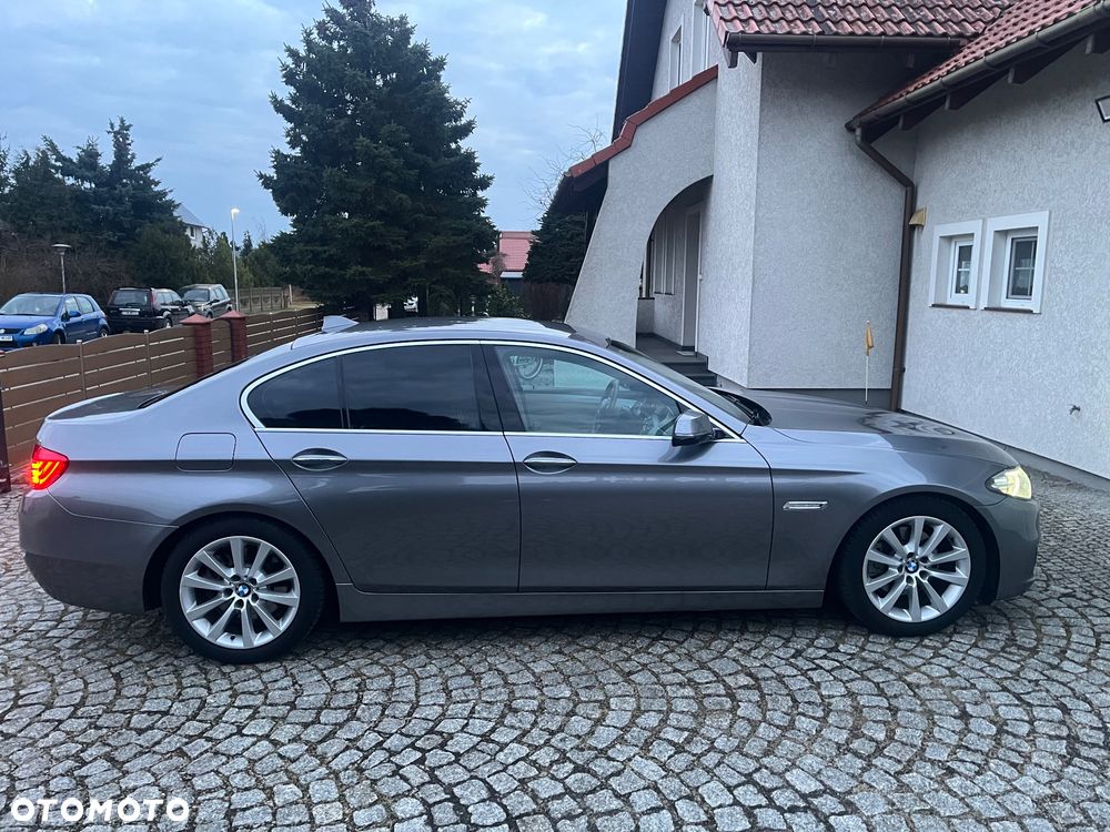 BMW Seria 5 520d xDrive - 18
