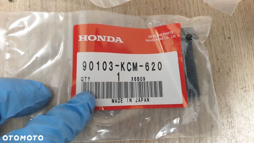 Śruba zestaw Honda VTX ST NC CBR VFR CTX 90103-KCM-620 - 2