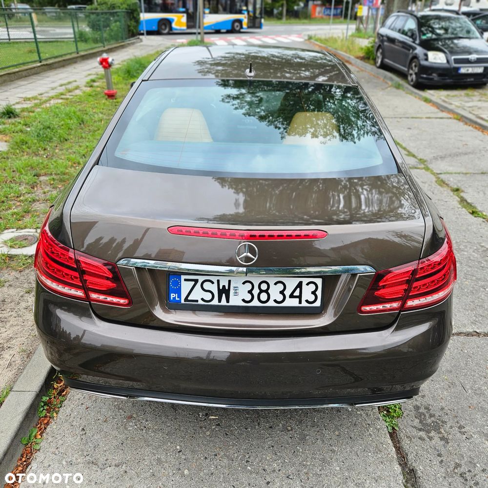 Mercedes-Benz Klasa E - 9