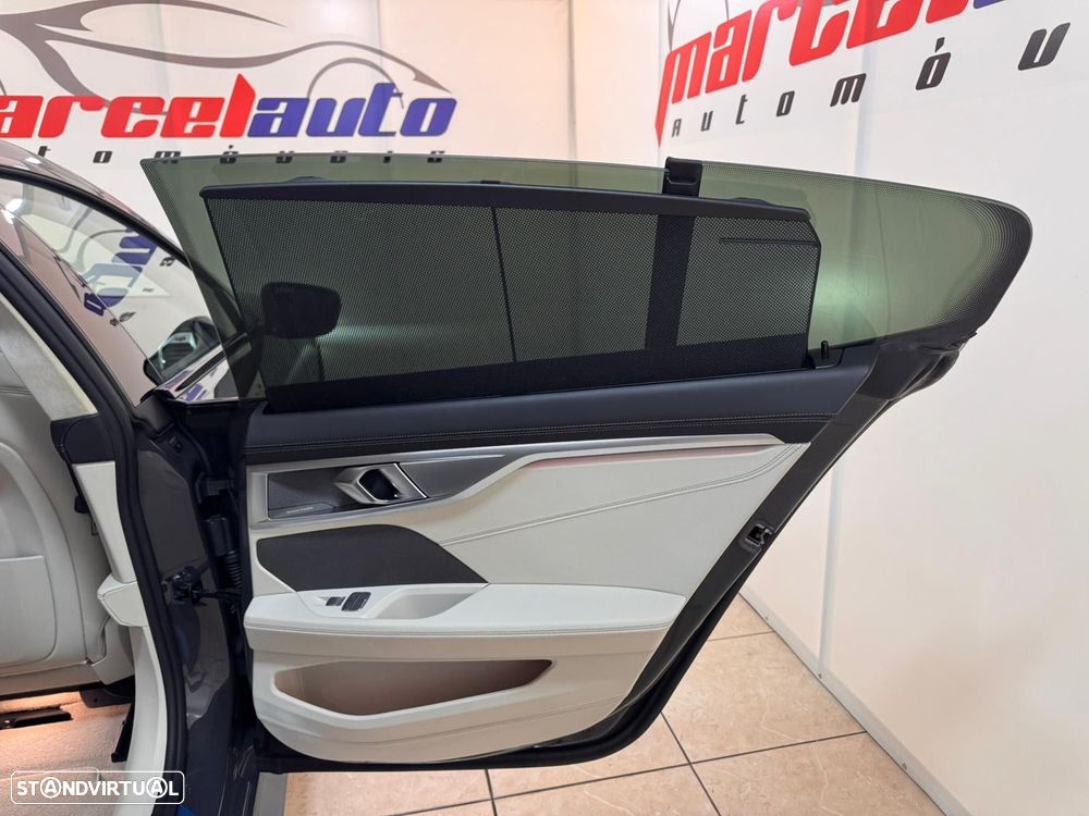 BMW 840 Gran Coupé d xDrive Pack M - 54