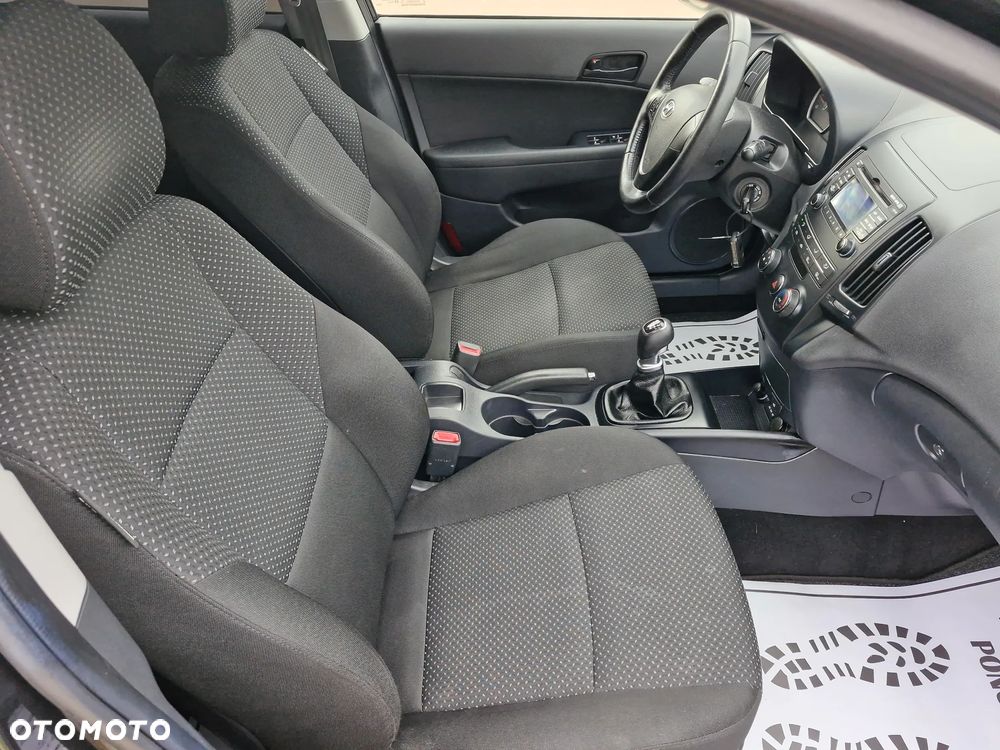 Hyundai i30 - 23