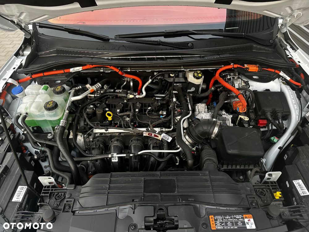 Ford Kuga 2.5 Duratec PHEV ST-LINE X - 17