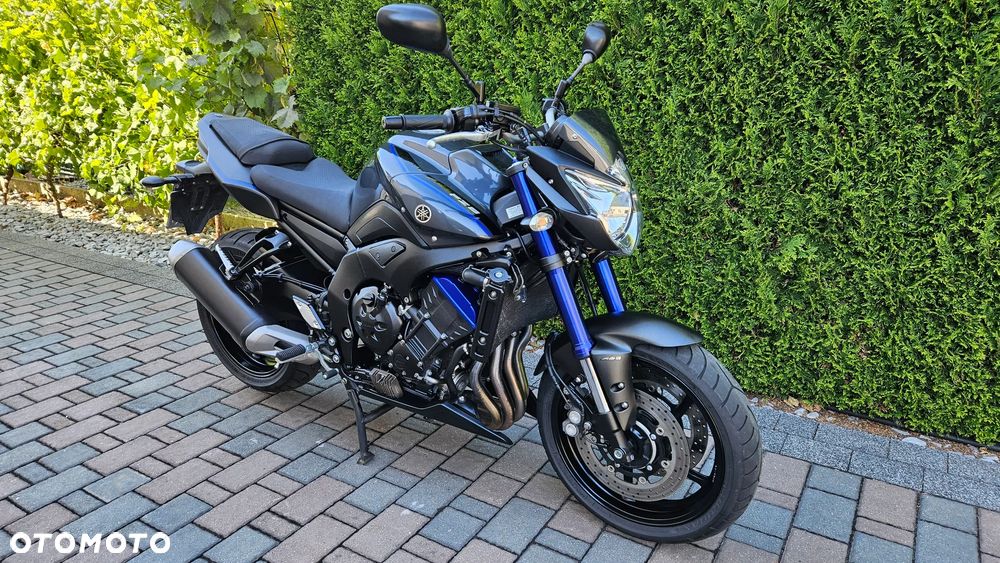 Yamaha FZ8 - 5