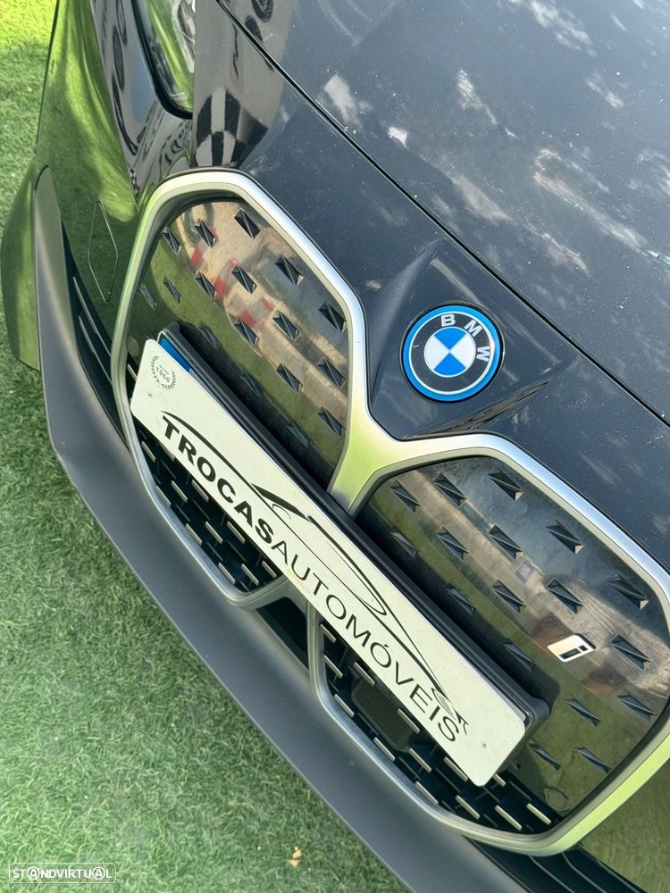 BMW i4 eDrive40 - 33