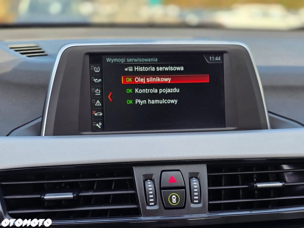 BMW X1 sDrive16d xLine - 28