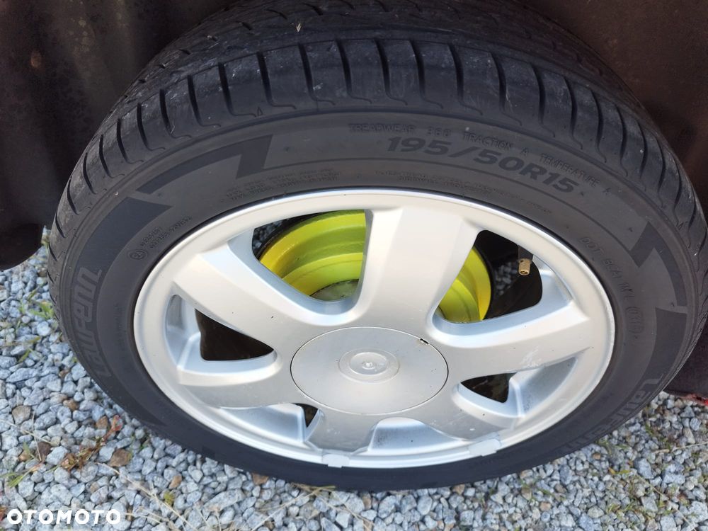 Volkswagen Polo - 29