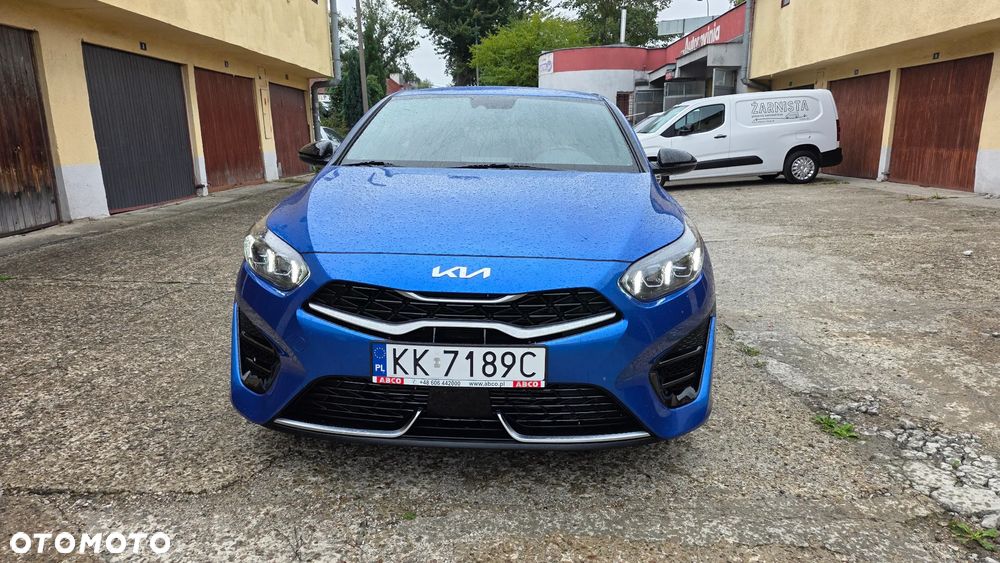 Kia ProCeed - 16
