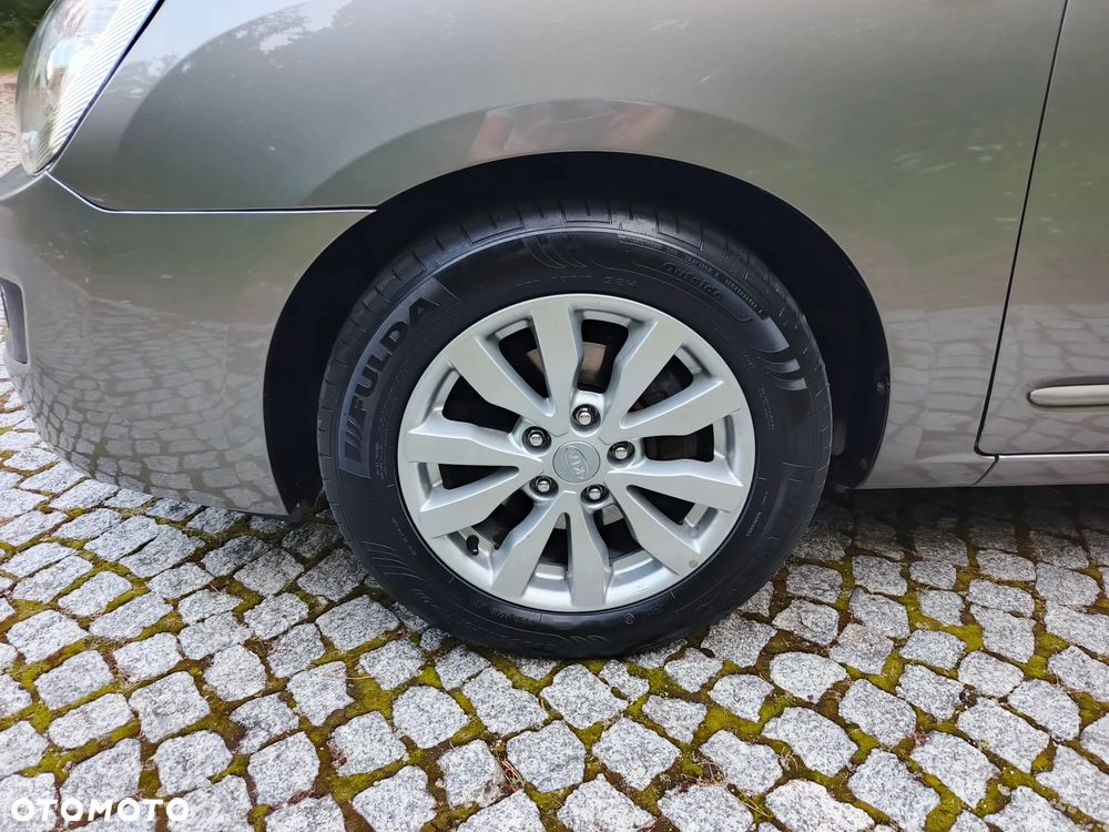 Kia Carens 1.6 CRDi Vision - 18