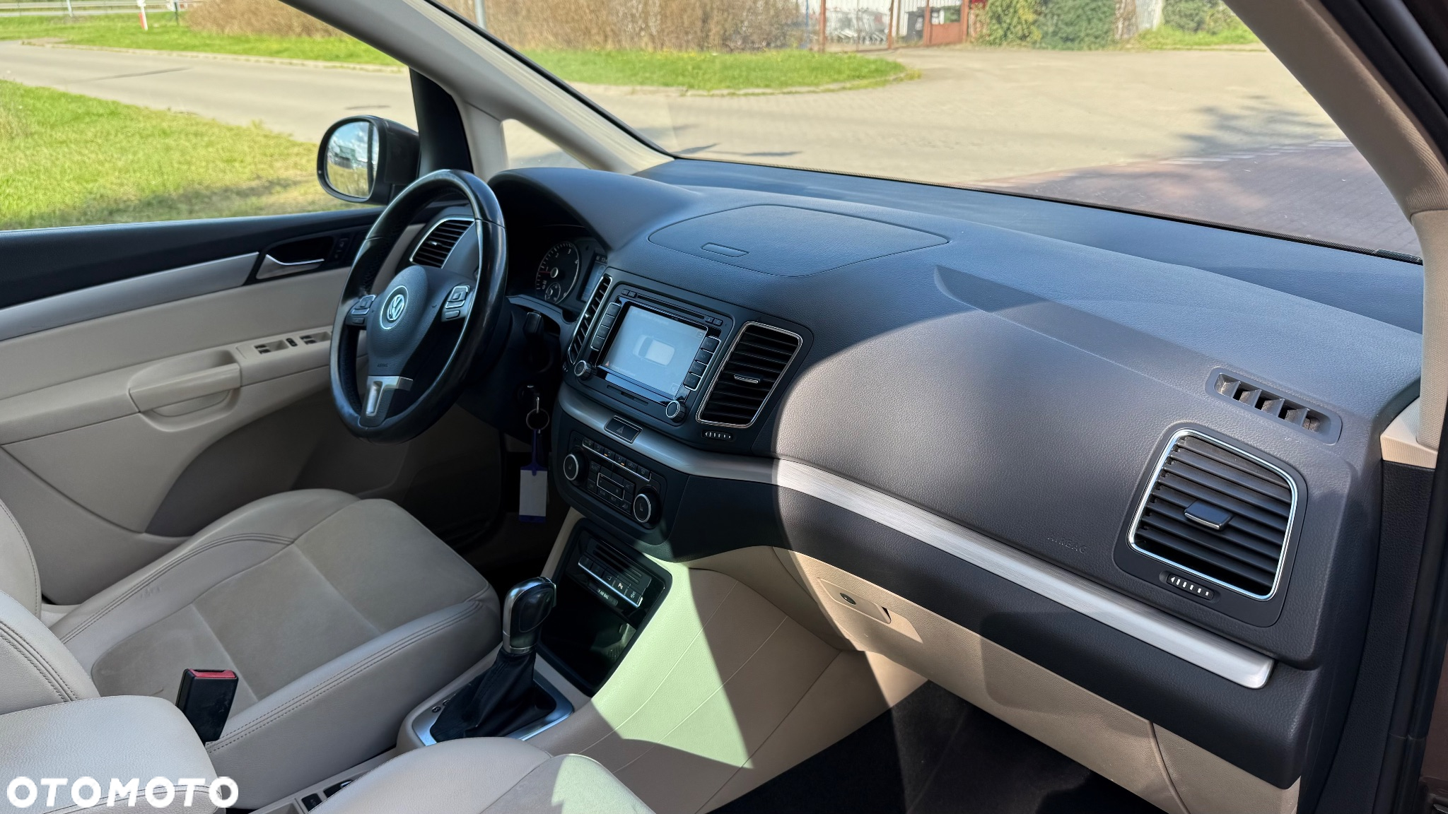 Volkswagen Sharan 2.0 TDI Comfortline DSG - 14