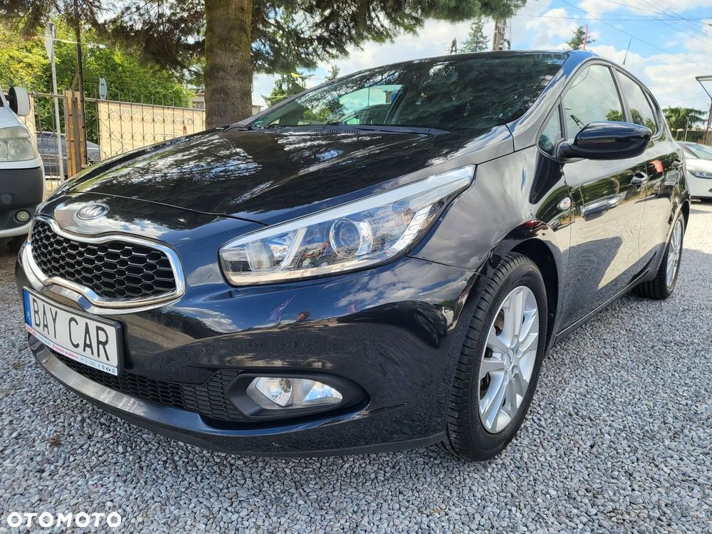 Kia Ceed - 4