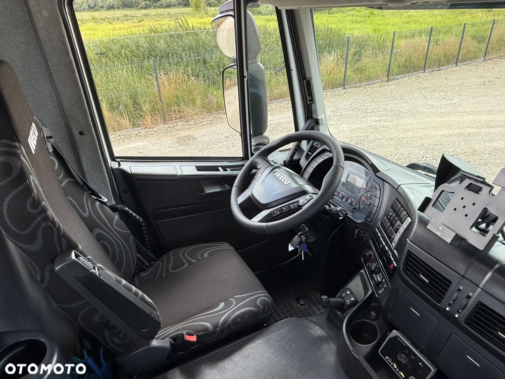 Iveco Trakker 410 6x4 SKRZYNIA 6.8m HDS PALFINGER 22002-eh / PILOT 5x wysów ROTATOR STAN IDEALNY - 14
