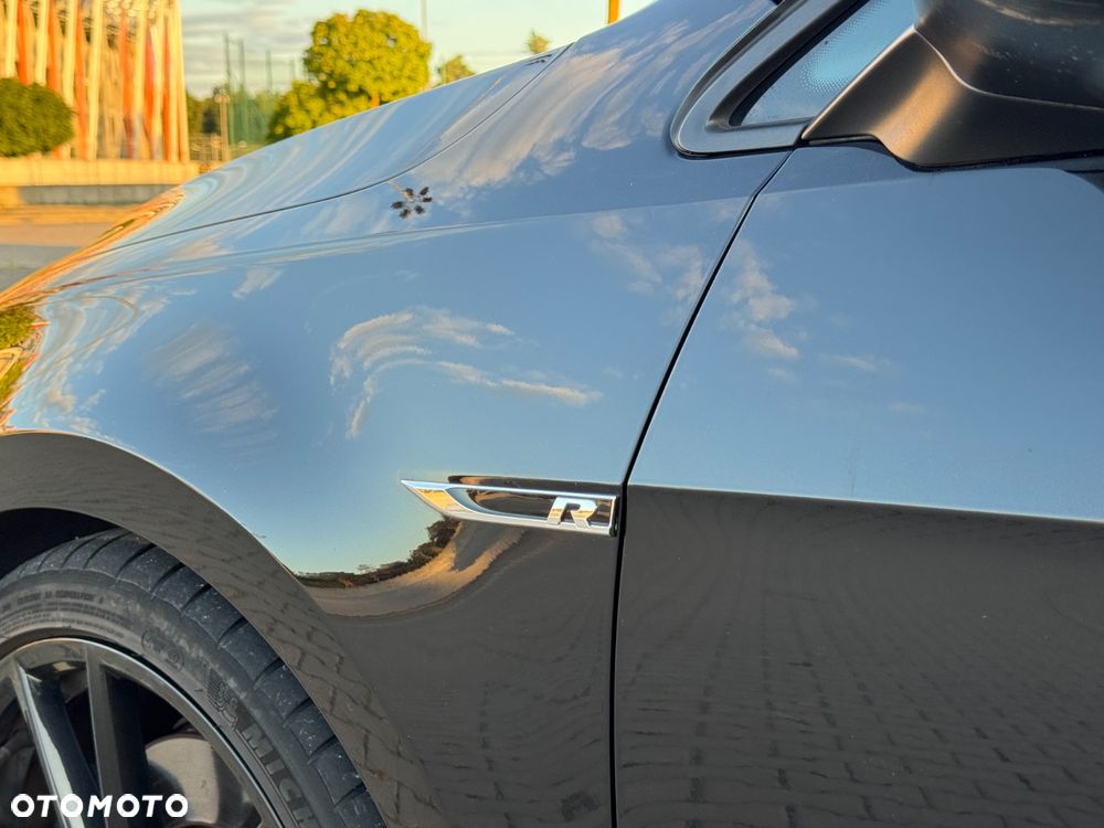 Volkswagen Golf - 27