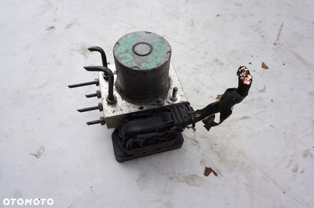 POMPA ABS A9069008401 MERCEDES SPRINTER W906 2.2 CDI - 1