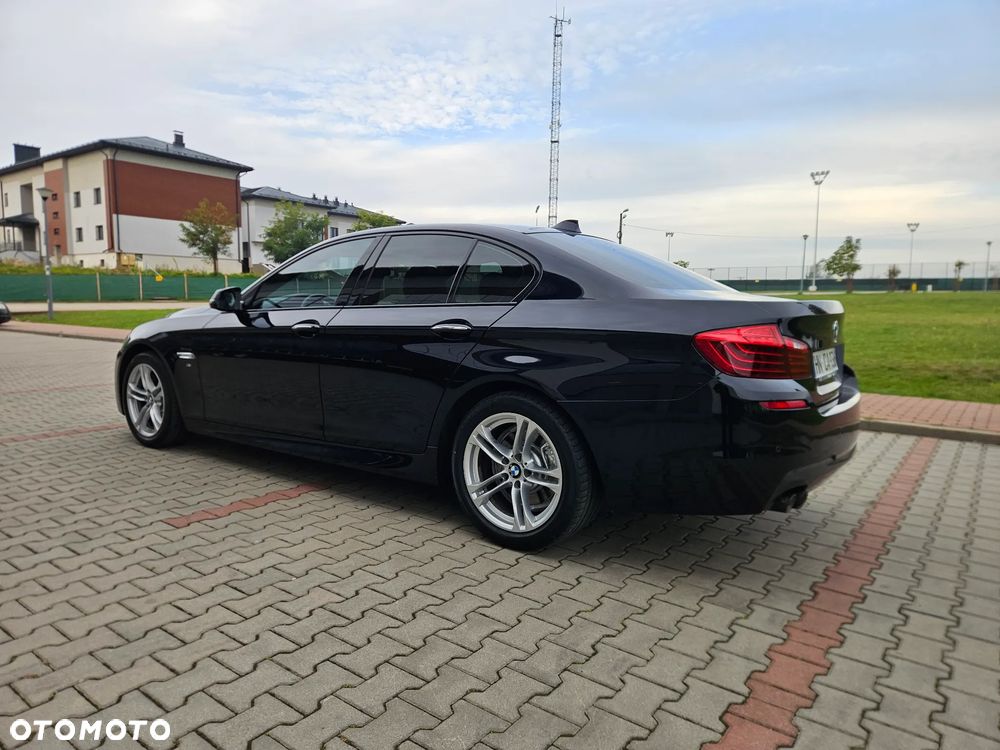 BMW Seria 5 520d M Sport - 4
