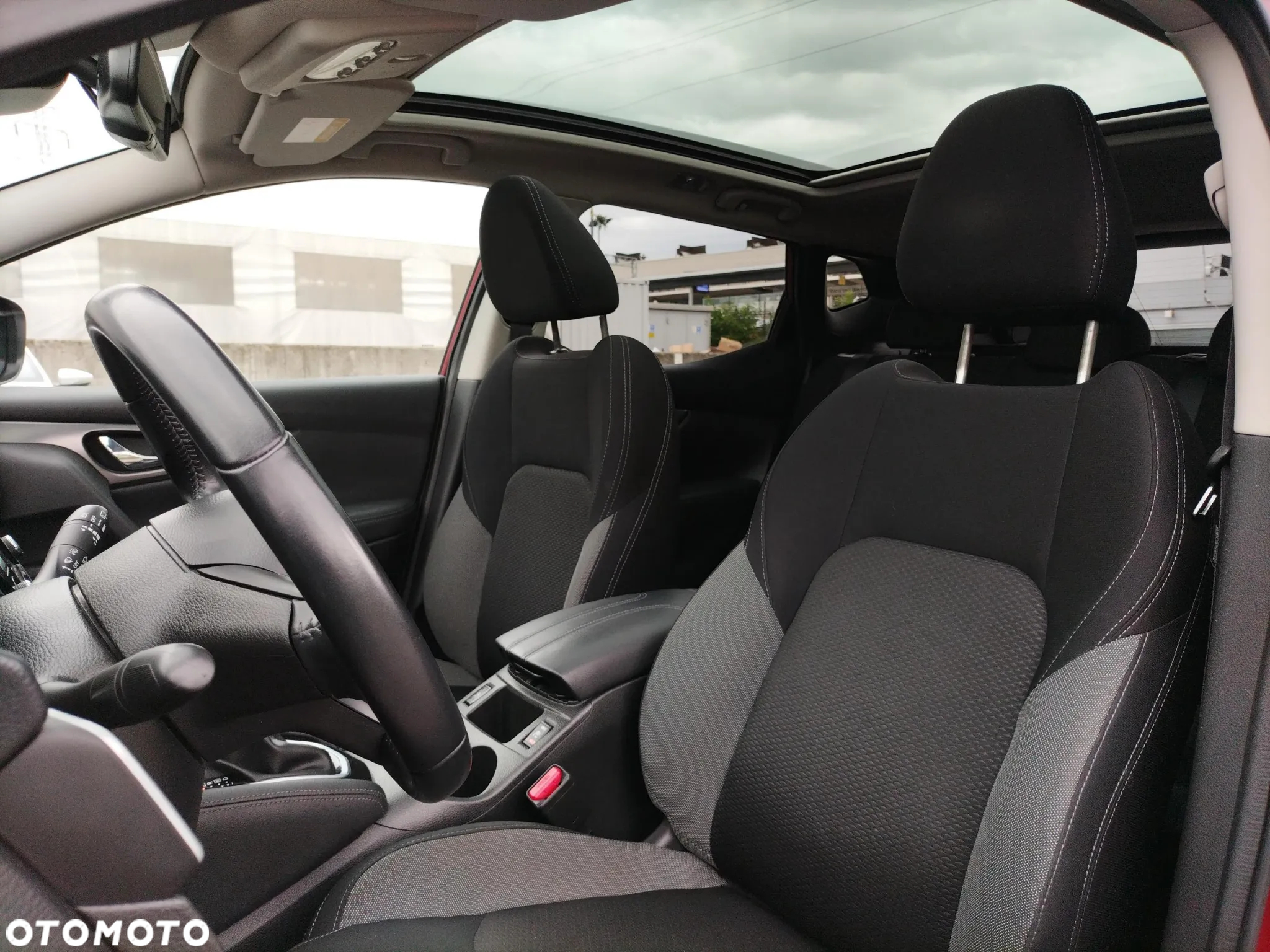 Nissan Qashqai 1.3 DIG-T N-Connecta DCT - 11