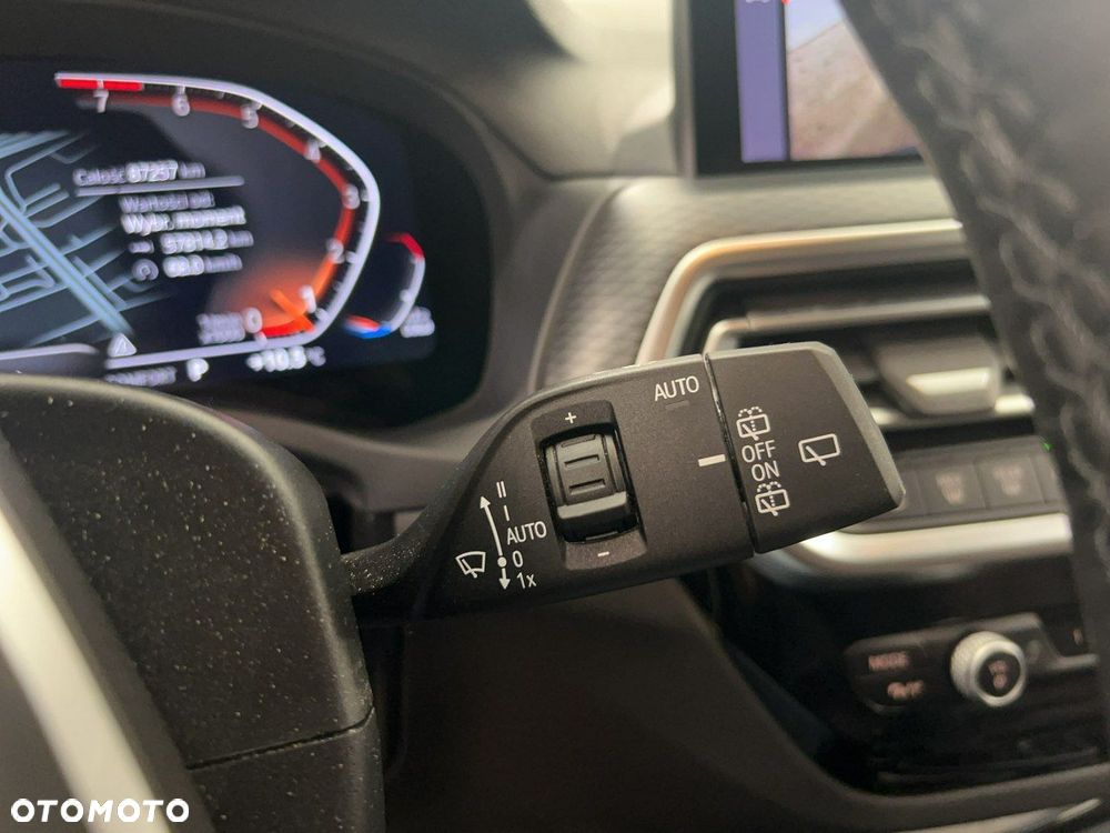 BMW X3 xDrive30i mHEV - 24