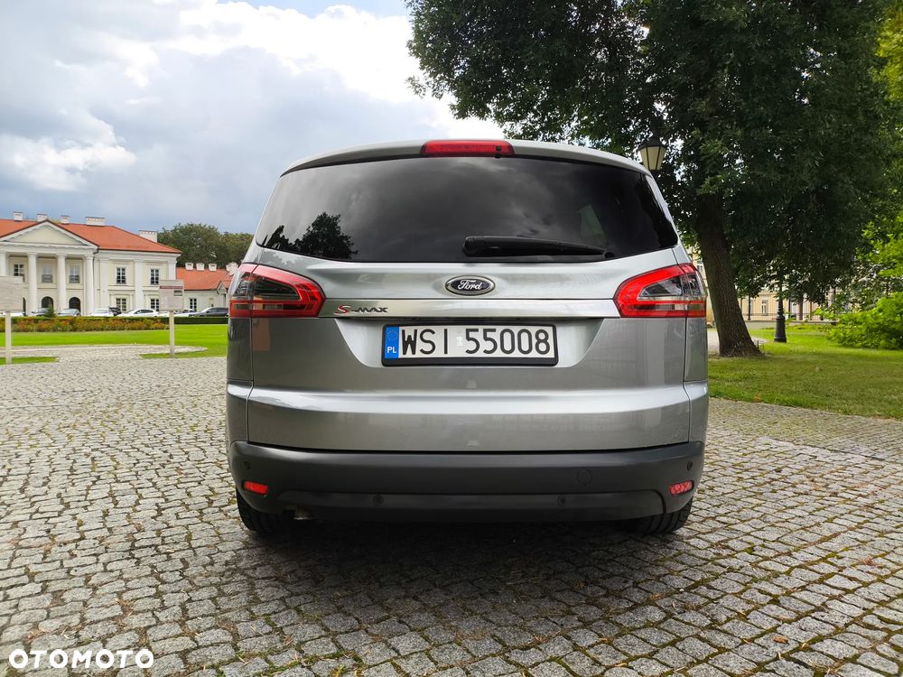 Ford S-Max 2.0 TDCi DPF Titanium - 13
