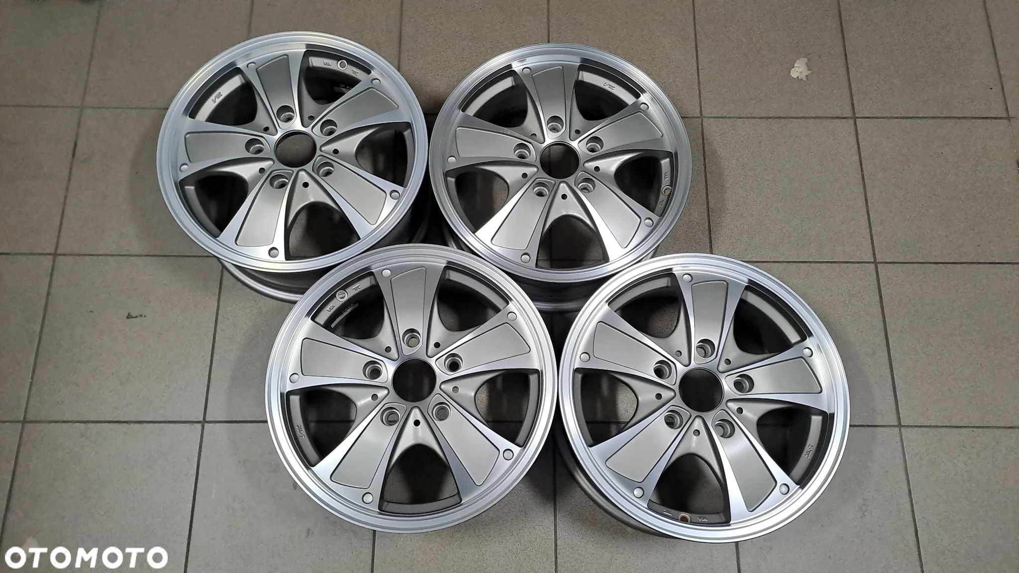 Felgi Aluminiowe 16 Fiat Ducato II III Maxi 5x130 ET 55 EMR - 1