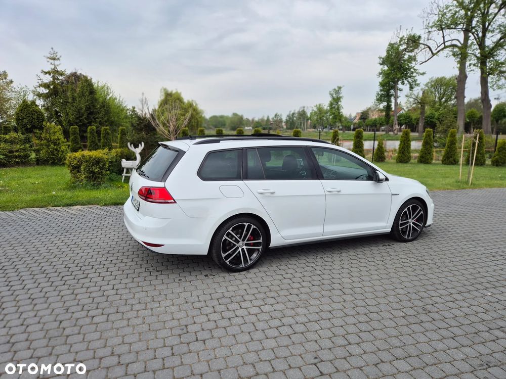 Volkswagen Golf GTD (BlueMotion Technology) - 27