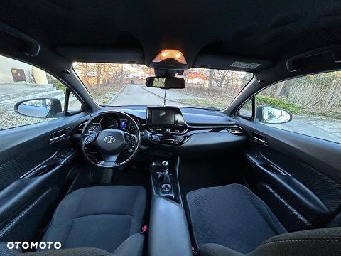Toyota C-HR - 10