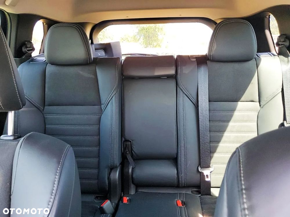 Mitsubishi Outlander - 10