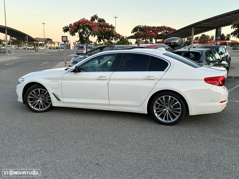 BMW 530 e Aut. Luxury Line - 2