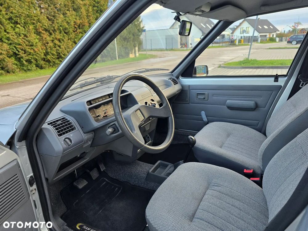 Peugeot 205 1.1 GL - 6