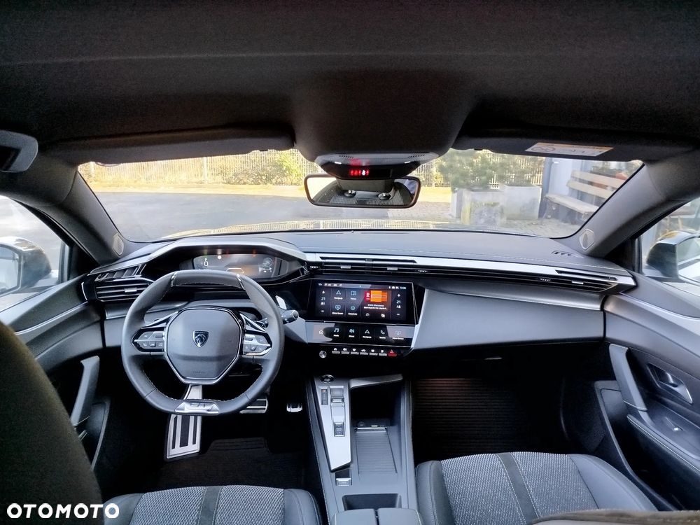 Peugeot 308 1.2 mHEV GT S&S e-DCS6 - 12